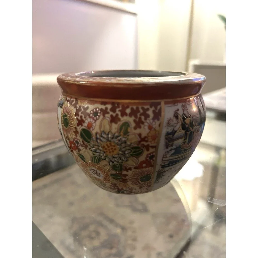 Vintage Satsoma Made in China Hand Painted Porcelain Pot 3” x 4” Gold Gilt